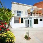 2-bedroom With Seaview 3558-2 * Žuljana