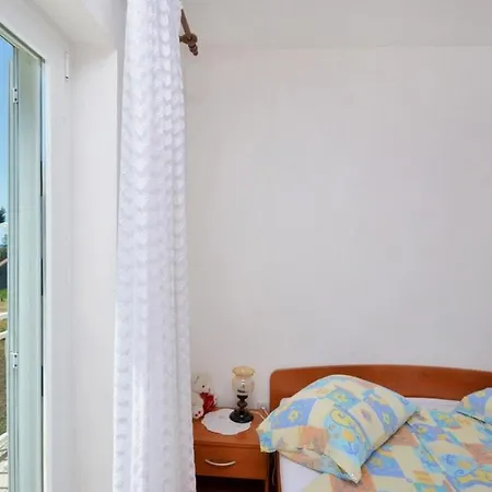 Apartman 2-bedroom With Seaview 3558-2 *