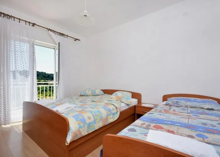 2-bedroom With Seaview 3558-2 Apartment